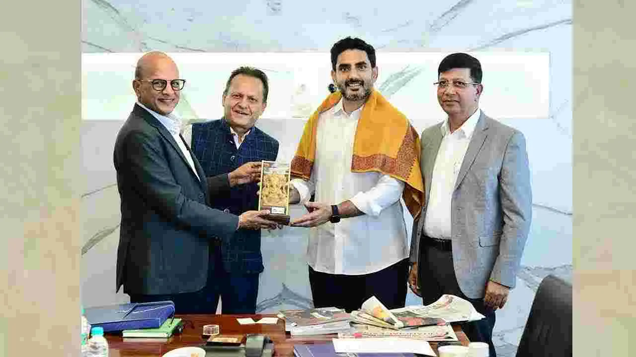 Minister Nara Lokesh: బెంగళూరులో  మంత్రి నారా లోకేష్ పర్యటన.. ఏపీలో పెట్టుబడులపై చర్చ