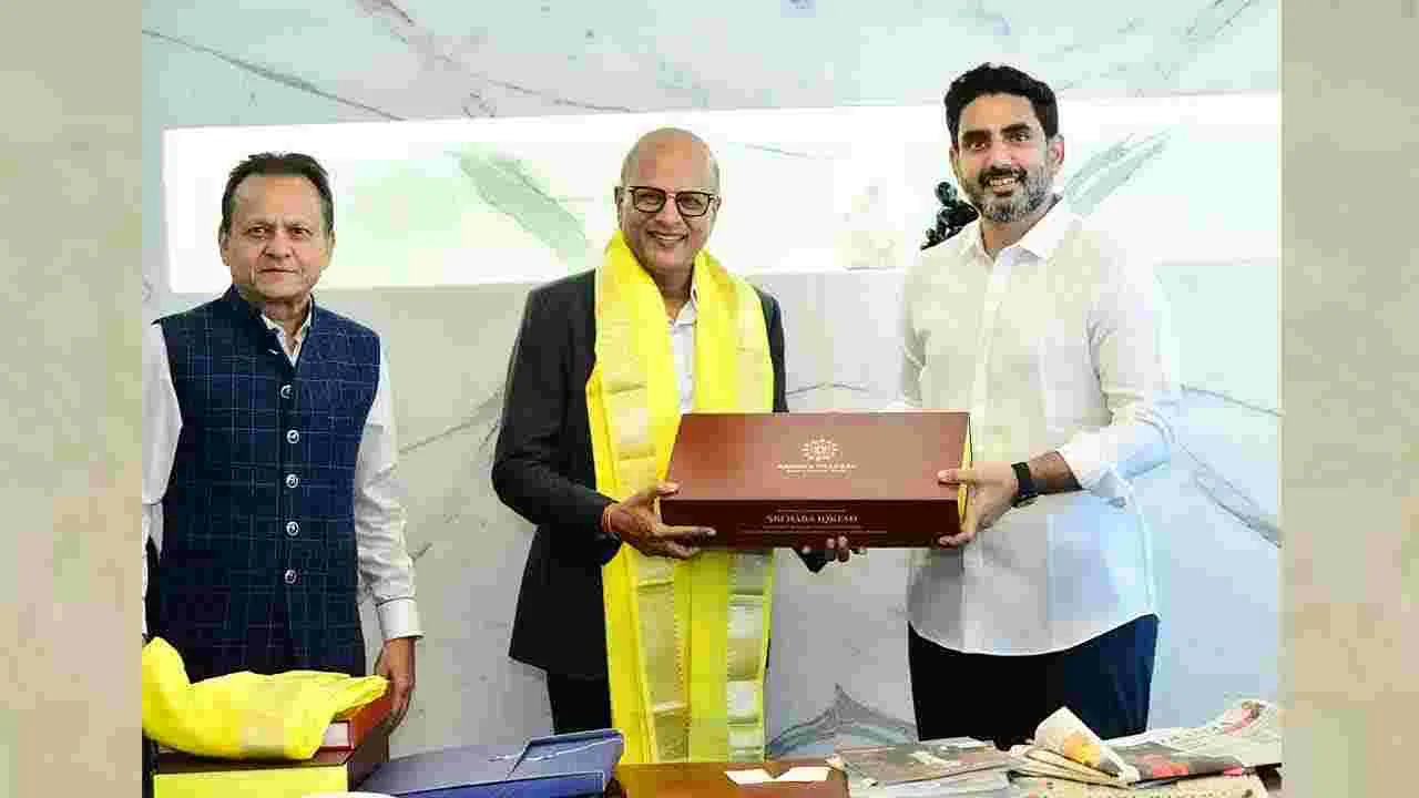 Minister Nara Lokesh: బెంగళూరులో  మంత్రి నారా లోకేష్ పర్యటన.. ఏపీలో పెట్టుబడులపై చర్చ