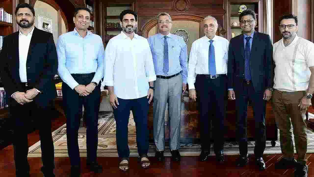 Minister Nara Lokesh: బెంగళూరులో  మంత్రి నారా లోకేష్ పర్యటన.. ఏపీలో పెట్టుబడులపై చర్చ