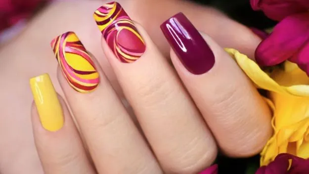 Nail Polish Relationship Impact: ఈ రంగు నెయిల్ పాలిష్ వేసుకుంటే.. మీ లవర్‌తో బ్రేకప్ ఖాయం..!