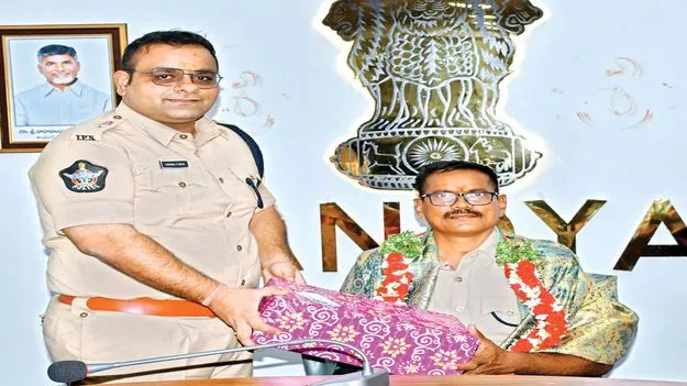 అడిషనల్ ఎస్పీకి ఆత్మీయ వీడ్కోలు