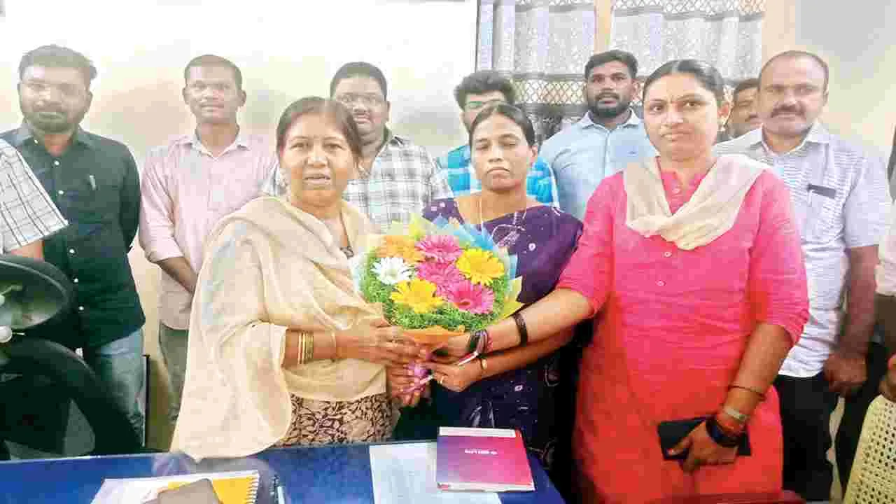  జిల్లాను ఆదర్శంగా తీర్చిదిద్దుతాం: డీపీవో