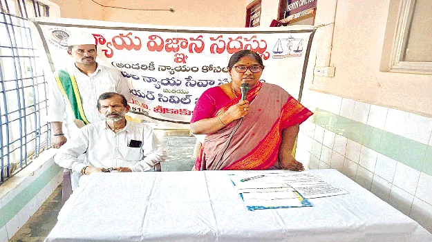 వృద్ధులపై నిర్లక్ష్యం తగదు