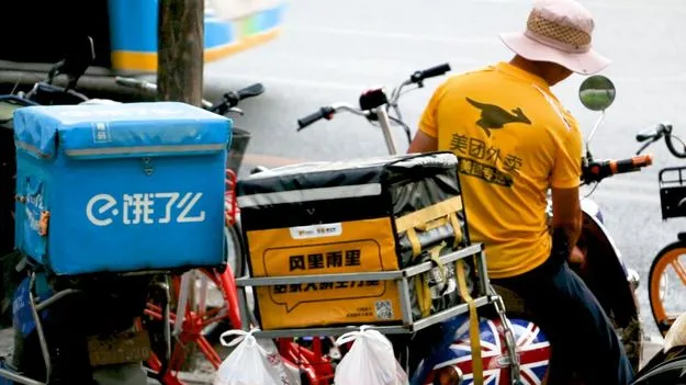 Phd Delivery Agent: పీహెచ్‌డీ చేసినా డెలివరీ బాయ్‌గా జీవనం.. ఇతడి స్టోరీ తెలిస్తే.. 