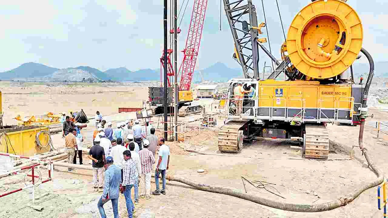 Polavaram Project: పోలవరం పనులు ఎలా జరుగుతున్నాయ్‌