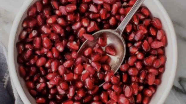Pomegranate Seeds in Fridge:  దానిమ్మ గింజలను ఫ్రిజ్‌లో నిల్వ చేయవచ్చా? ఈ విషయం తెలుసుకోండి.!