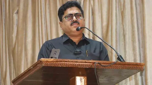 Poorna Chandra Rao: ఆ భూములపై వైసీపీ పెద్దలు కన్నువేశారు.. మాజీ డీజీపీ షాకింగ్ కామెంట్స్