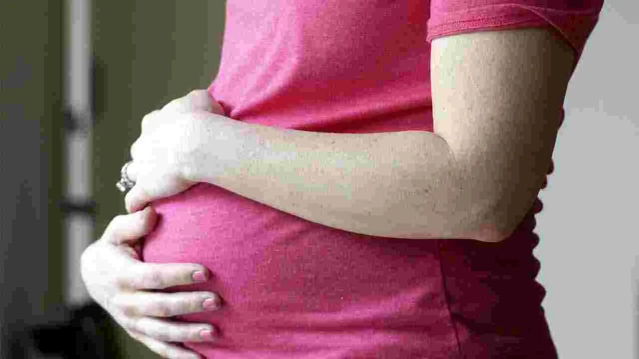 Health Tips: ఈ సమస్యలు ఉంటే చెరకు రసం తాగొద్దు.. 