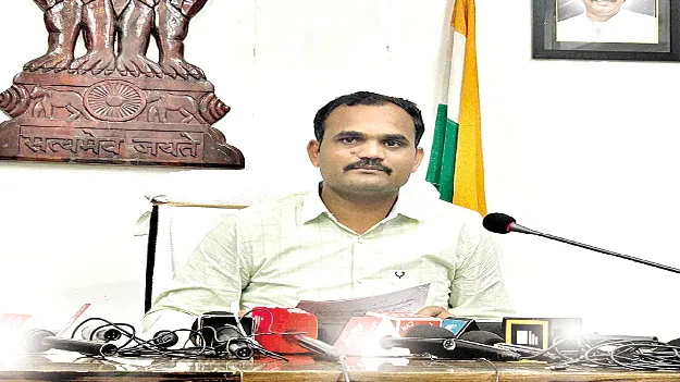 జగతిమెట్ట ఇళ్ల కాలనీల్లో అక్రమాలు