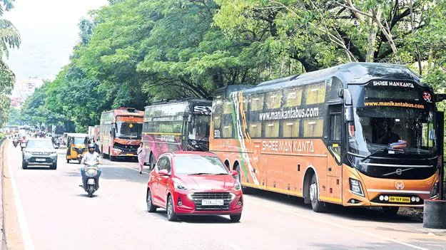 ప్రమాదాలకు హైవే