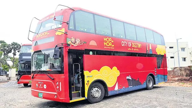 డబుల్‌ డెక్కర్‌ ట్రయల్‌ రన్‌