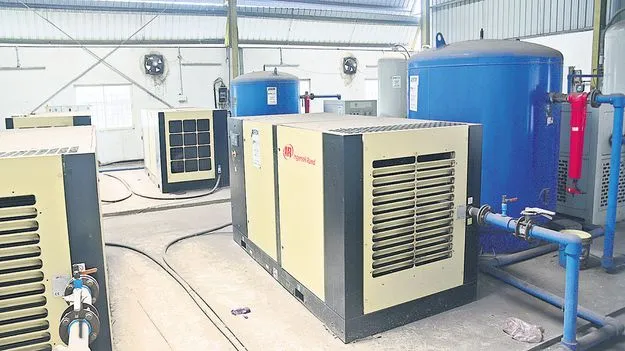 కేజీహెచ్‌లో అధ్వానంగా ఆక్సిజన్‌ ప్లాంట్లు