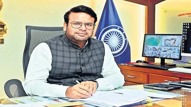 నగర సుందరీకరణకు తొలి ప్రాధాన్యం