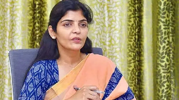 Rayapati Shailaja: పార్టీలకు అతీతంగా మహిళలకు అండ