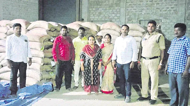 భారీగా రేషన్‌ బియ్యం పట్టివేత