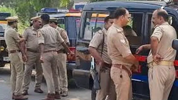 UP Police Investigation: యూపీలో మత మార్పిళ్ల కోసం చెన్నై నుంచి నగదు