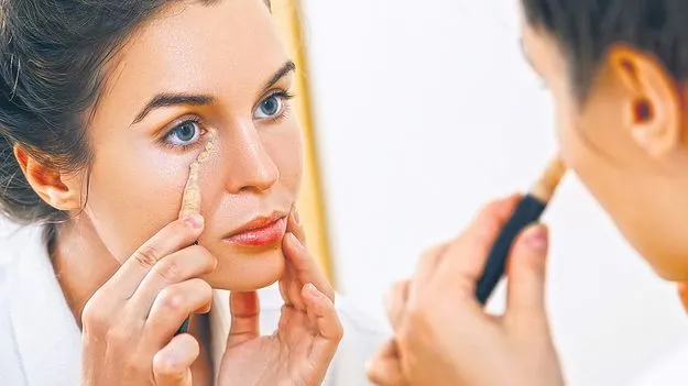 How To Make Face Look Slimmer: ముఖం కోలగా.. కోమలంగా...    