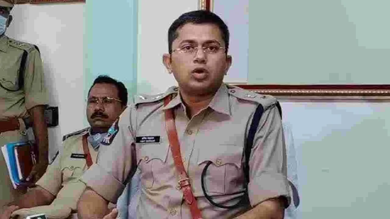 SP Amit Bardar: అల్లూరి జిల్లాలో మావోల  ఎన్‌కౌంటర్.. కీలక విషయాలు వెల్లడించిన ఎస్పీ అమిత్ బర్దార్