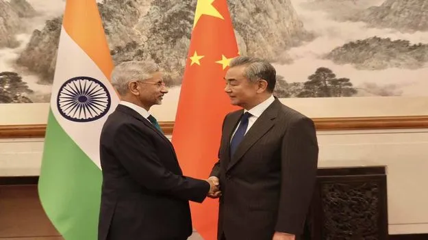 S Jaishankar: మనసు విప్పి, నిజాయితీగా మాట్లాడుకుందాం: చైనాకు జైశంకర్ సూచన