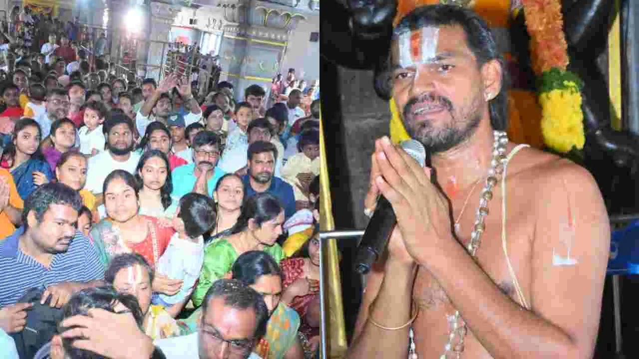 Sangareddy: తొలి ఏకాదశి సందర్భంగా భక్తులతో కిటకిటలాడిన ఆలయాలు..!