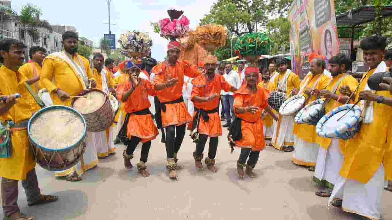 ఆషాఢ మాసం.. అందునా చివరి ఆదివారం..