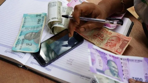 Savings:  ఇంట్లో అతి ఖర్చులు.. ఇలా కంట్రోల్ చేయండి..