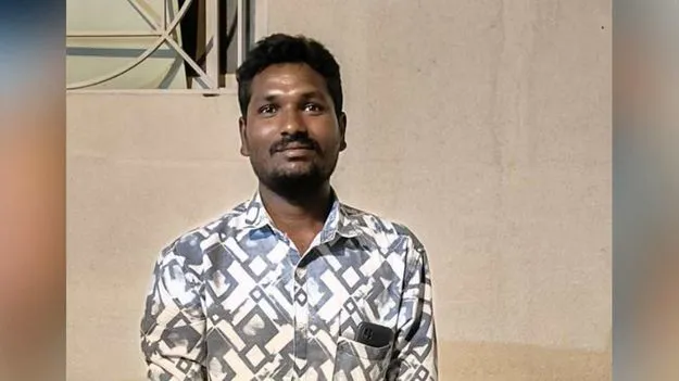 NRI: ఏపీ యువకుడి ఇక్కట్లు.. సూపర్ మార్కెట్‌లో ఉద్యోగమనుకుని వెళితే పశువుల కాపరిగా మార్చి..