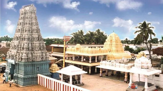 70 ఆలయాలకే జాబితాలు