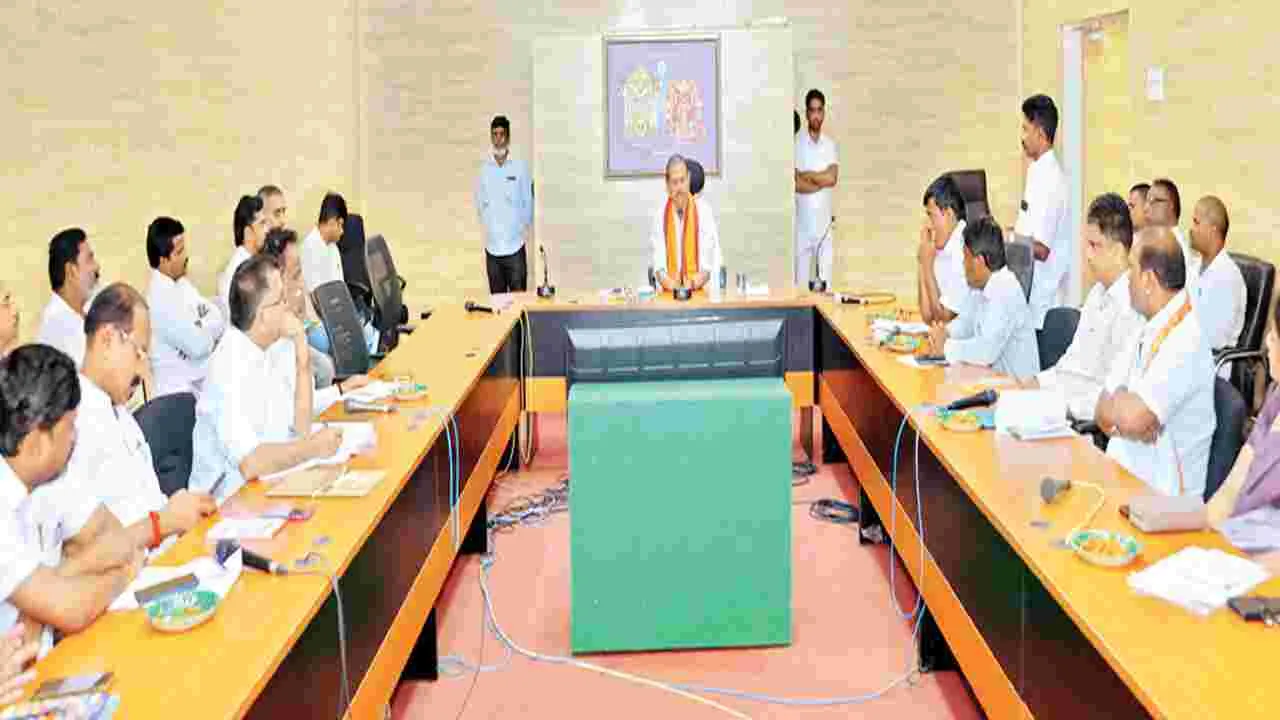 విధులు సక్రమంగా నిర్వర్తించాలి