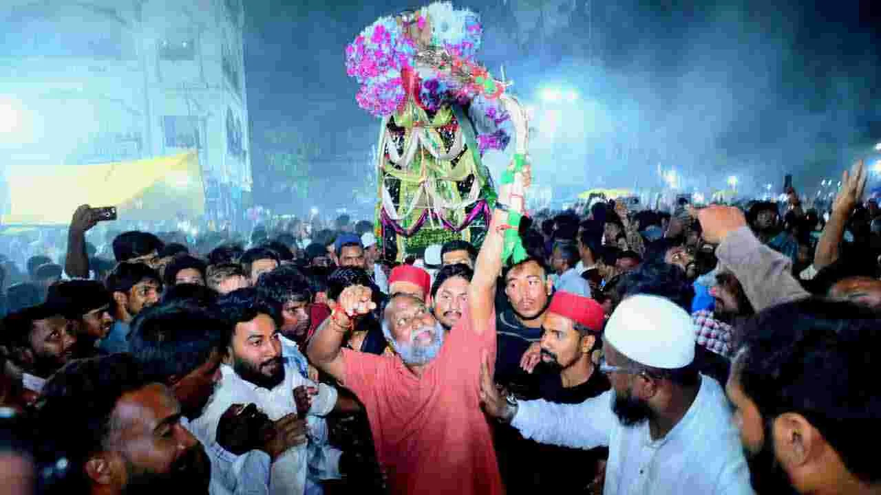 మొహరం ర్యాలీలో జగ్గారెడ్డి