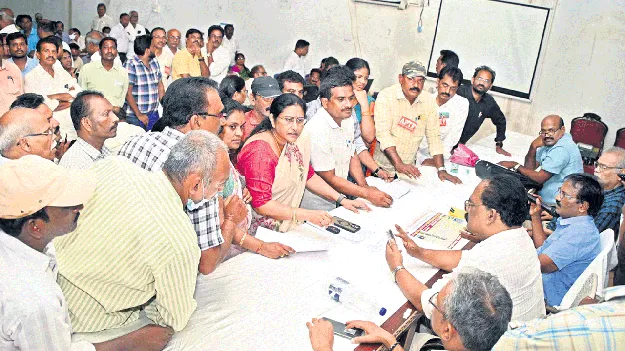 ఎస్జీటీలకు మాన్యువల్‌ కౌన్సెలింగ్‌ 