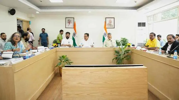 Telugu States CMs: సీఆర్ పాటిల్ అధ్యక్షతన సమావేశం.. హాజరైన తెలుగు రాష్ట్రాల సీఎంలు