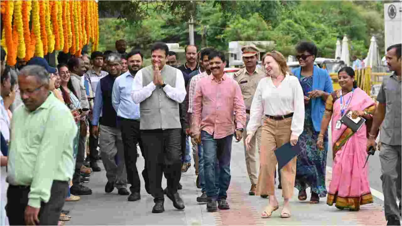 Hyderabad: హైదరాబాద్‌లో యూఎస్ కాన్సులేట్ కొత్త వెయిటింగ్ ఏరియా ప్రారంభం