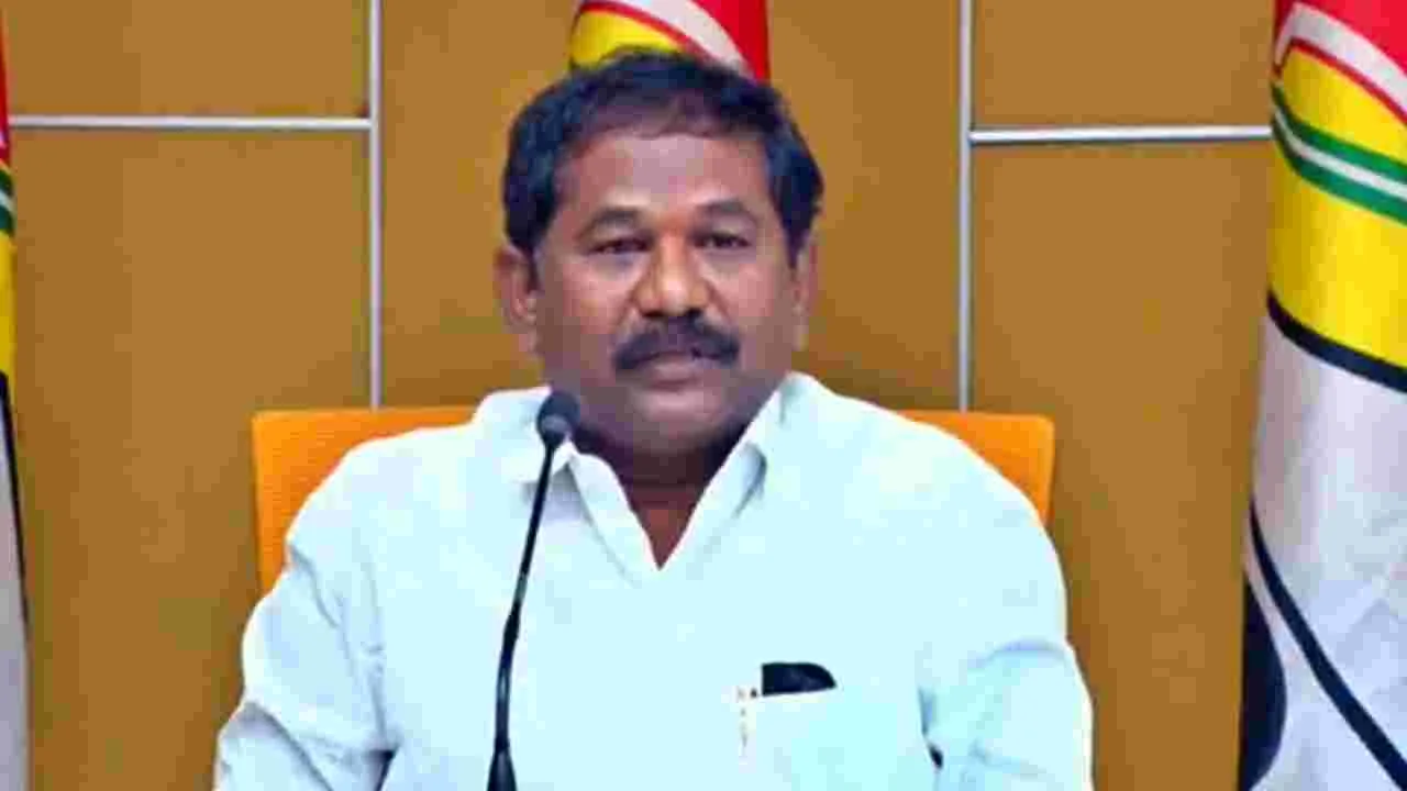 ఉద్యమంలా మొక్కలు నాటుదాం: డోలా
