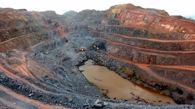 Revenue Department: గనుల ఆదాయానికి గండి