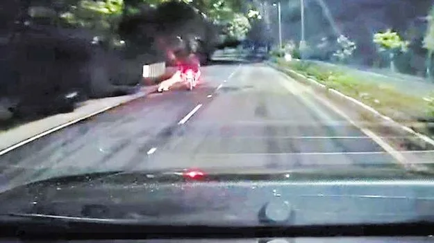 Tirupati: ద్విచక్ర వాహనదారుడిపై చిరుత దాడి 