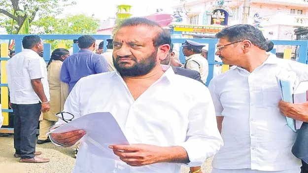  Former MLA Prasanna Kumar Reddy: 3 గంటలు.. 40 ప్రశ్నలు