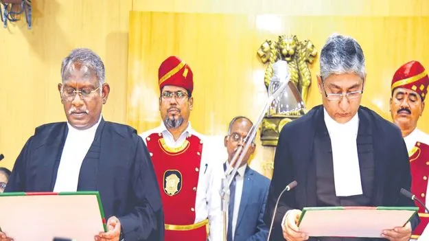 AP High Court: హైకోర్టు న్యాయమూర్తిగా జస్టిస్‌ దేవానంద్‌ ప్రమాణం