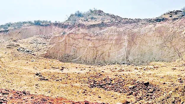 Pinnelli Brothers: మాచర్లలో మైనింగ్‌ దందా