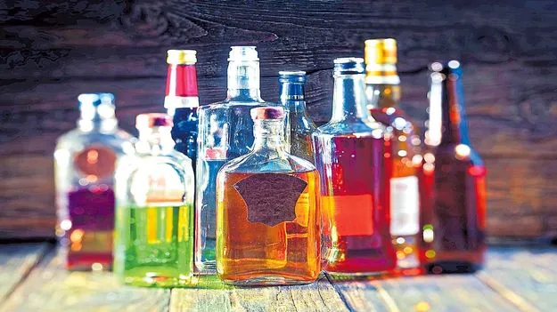 Liquor Scam Exposed: మరో 5 కోట్ల గుట్టు రట్టు