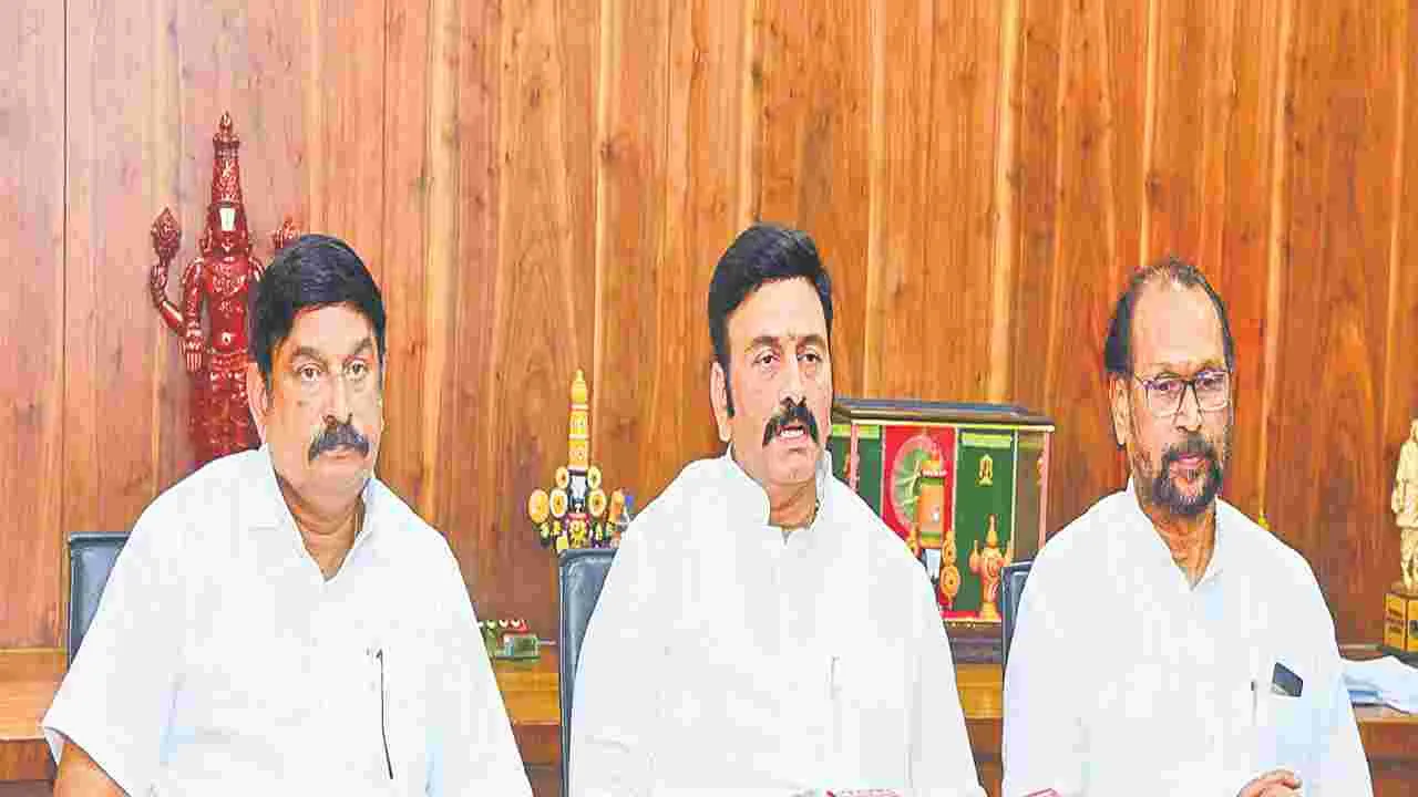 AP Deputy Speaker Raghurama: బియ్యం వద్దనుకుంటే కార్డు వెనక్కి ఇవ్వండి