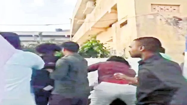 YSRCP Faction Fight: జగ్గయ్యపేట వైసీపీలో బాహాబాహీ