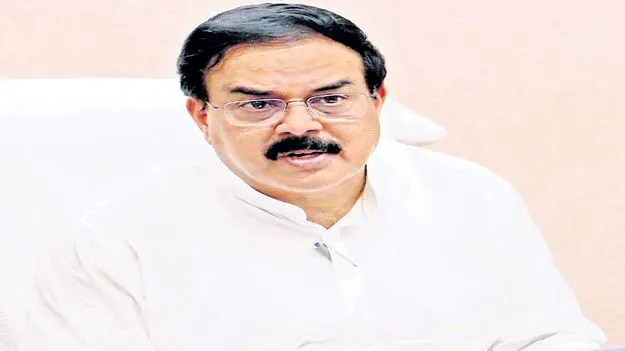 Minister Manohar: రైతులకు నువ్వేం చేశావ్