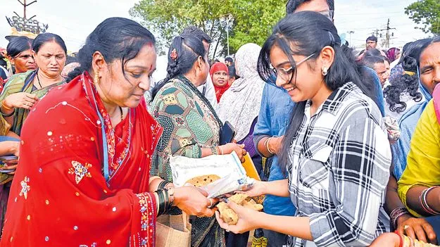 Barashahid Dargah: దారులన్నీ దర్గా వైపే