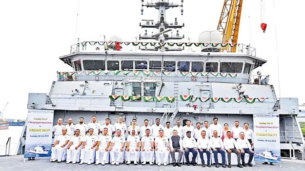 నేవీ చేతికి డైవింగ్‌ సపోర్ట్‌ నౌక నిస్తార్‌