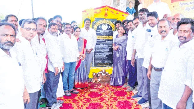 నాణ్యతా ప్రమాణాలు పాటించాలి