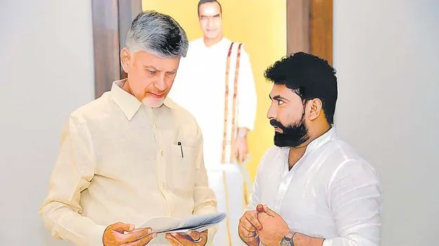 Unemployed JAC: ఉద్యోగాల్లో స్థానిక కోటా పెంచాలి