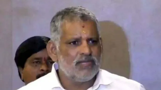 SIT: ఆ నగదుపై వివరణ ఇవ్వండి.. చెవిరెడ్డి, బాలాజీకి సిట్‌ నోటీసులు జారీ