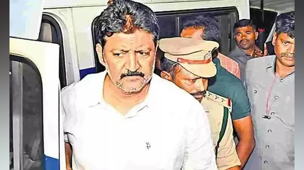 Vallabhaneni Vamsi: మధ్యంతర బెయిలివ్వండి