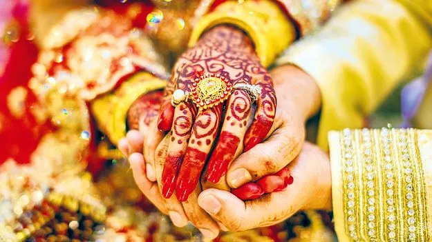 Marriage Scam: పెళ్లే వ్యాపారం